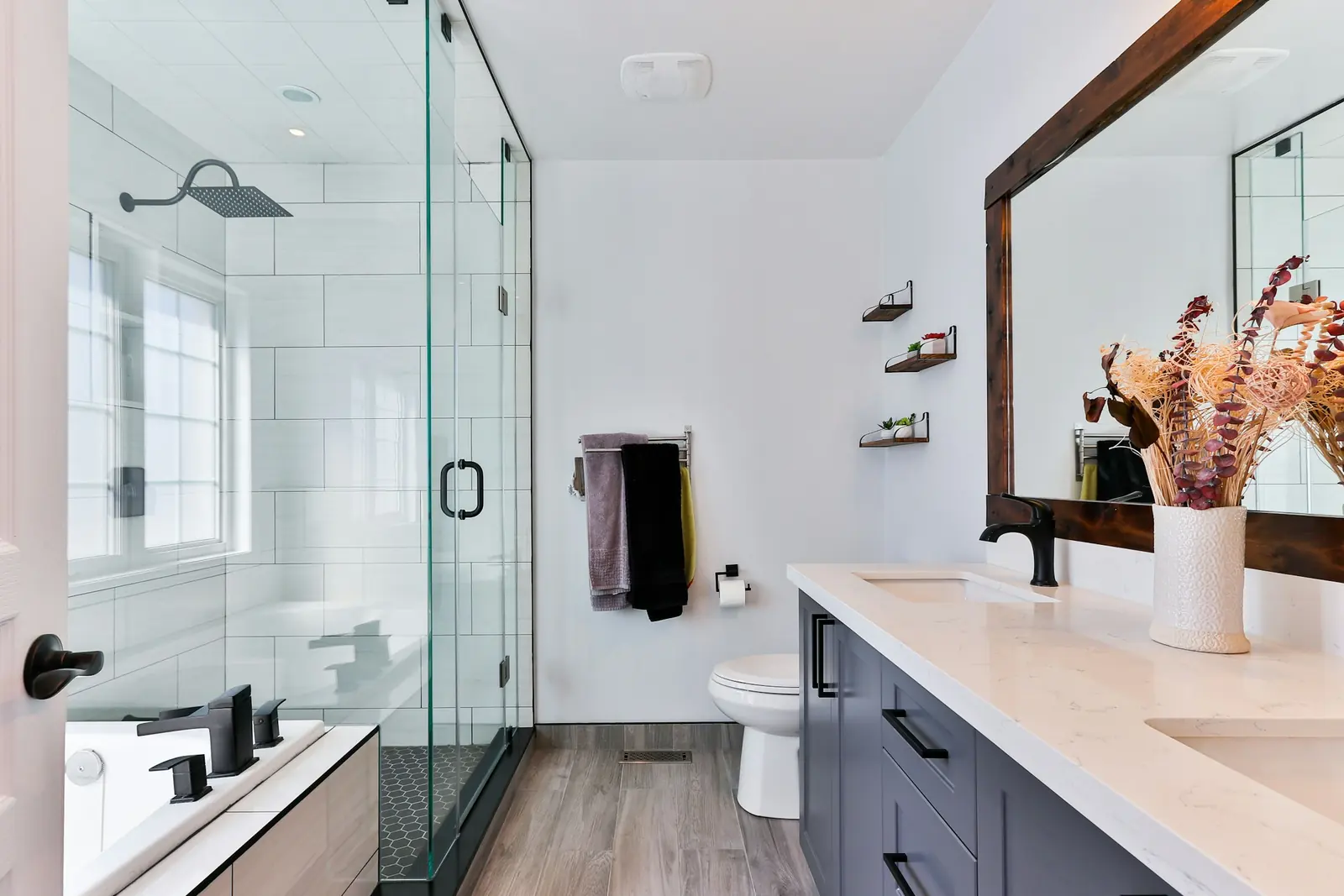A spotless bathroom